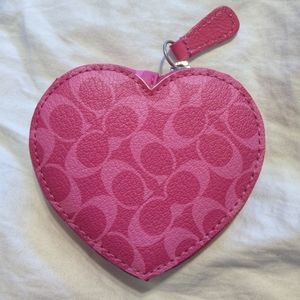 Coach | heart shaped coin purse